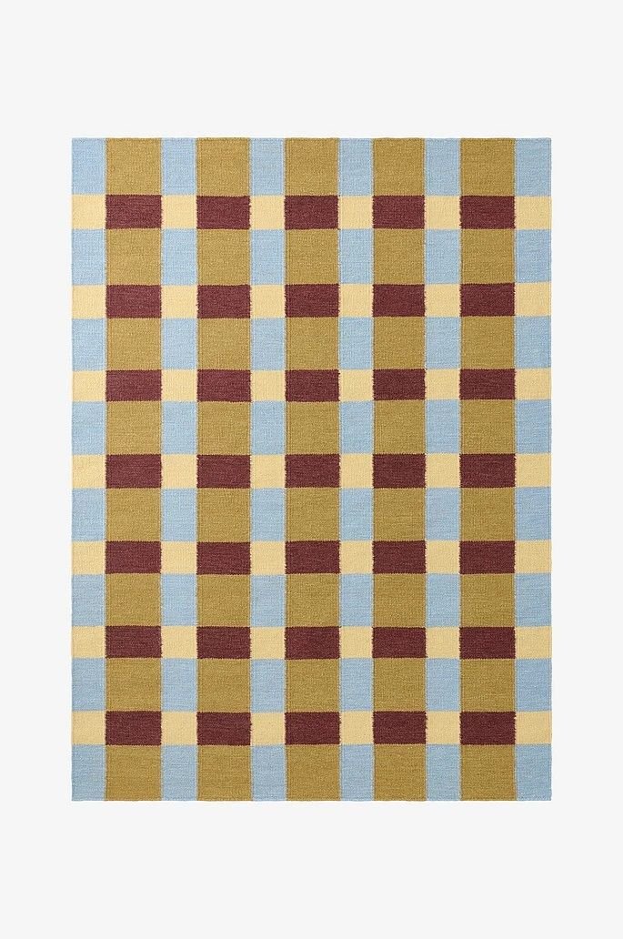 26 Mid-Century Modern Area Rugs That Work in Every Room - 1. Soft Geometric Patterns 1