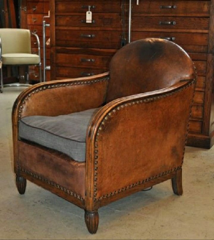 25 Leather Armchair Ideas to Elevate Your Living Room - 16. Art Deco Glamour 1