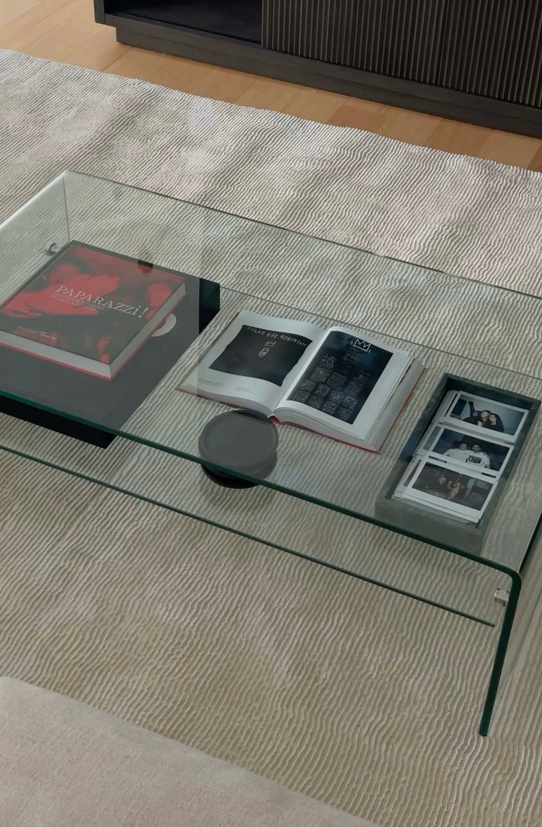 26 Large Coffee Tables That Make a Statement - 2. Sleek Glass Top Table 1