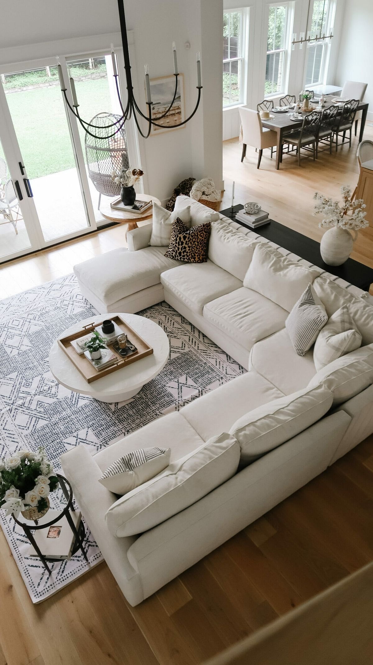 27 Farmhouse Modular Sectional Sofa Ideas to Copy Now - 3. Neutral Tones with a Pop of Color 1