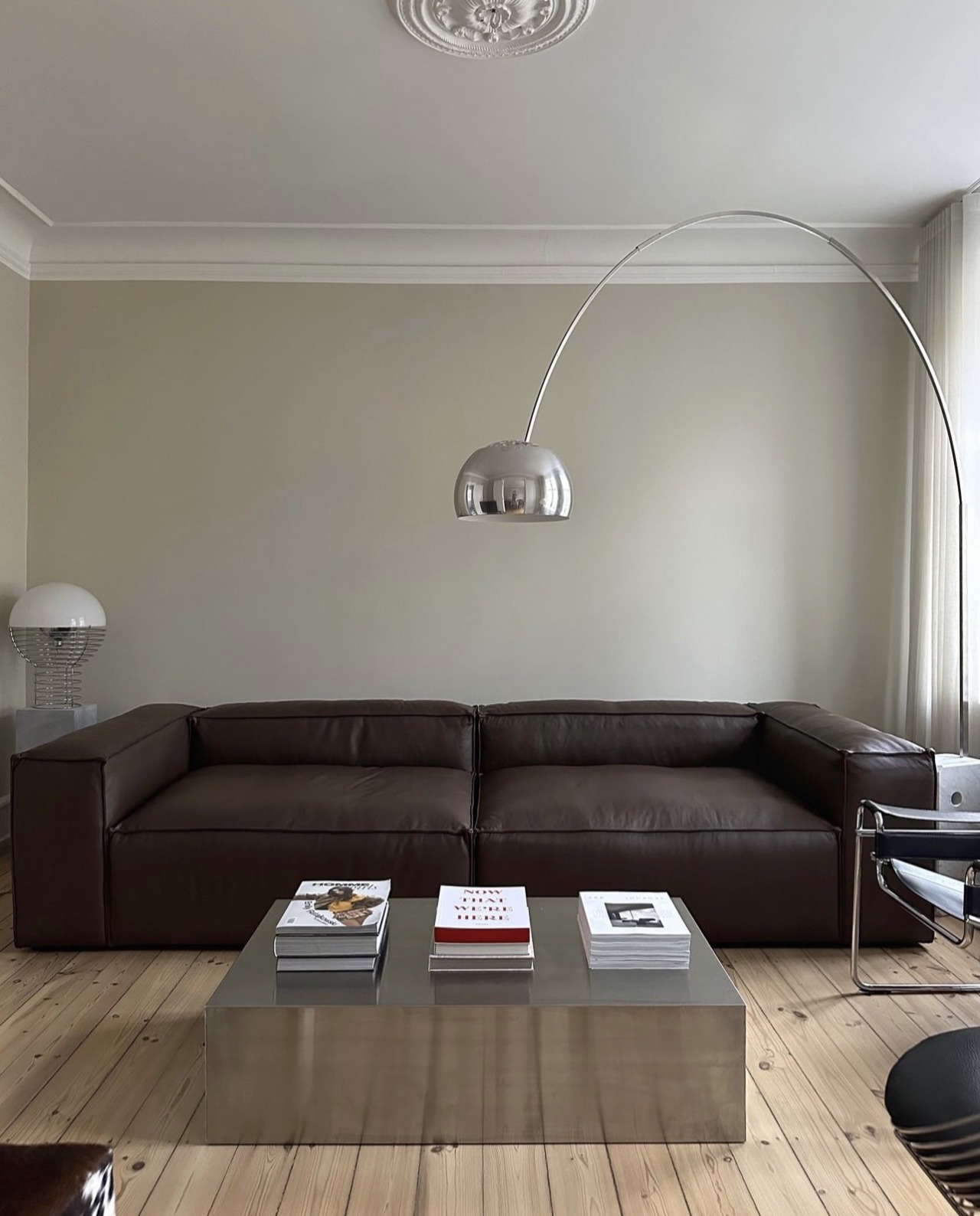 27 Grey Modern Couch Ideas for a Sleek Living Room - 5. Mid-Century Vibes 1