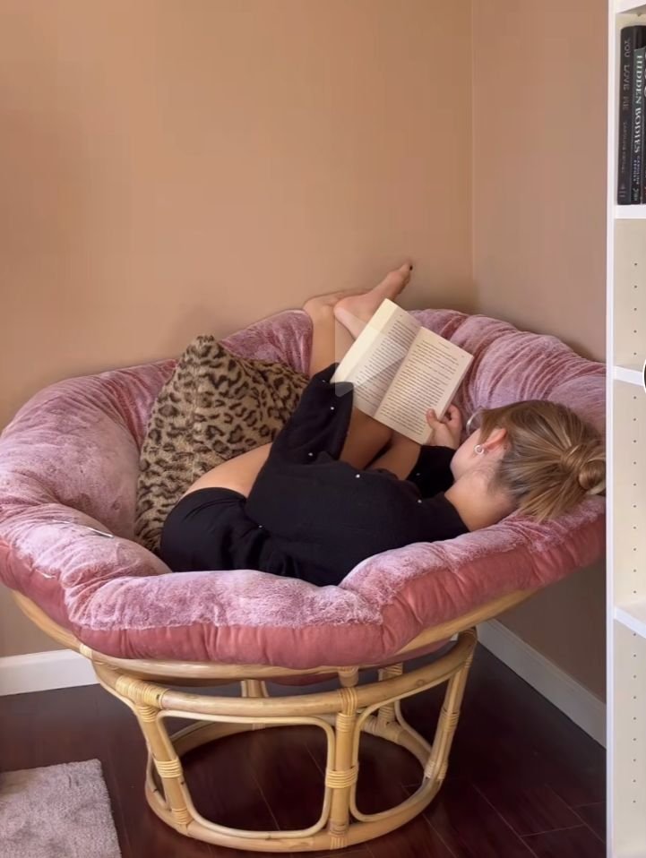 27 Room Couches That Work for Every Space and Style - 13. Cozy Chaise Lounges 1