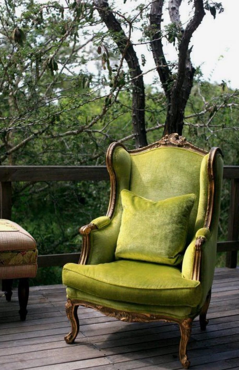 28 Comfy Armchairs That Look Amazing in Any Room - 9. The Chic High-Back Armchair 1