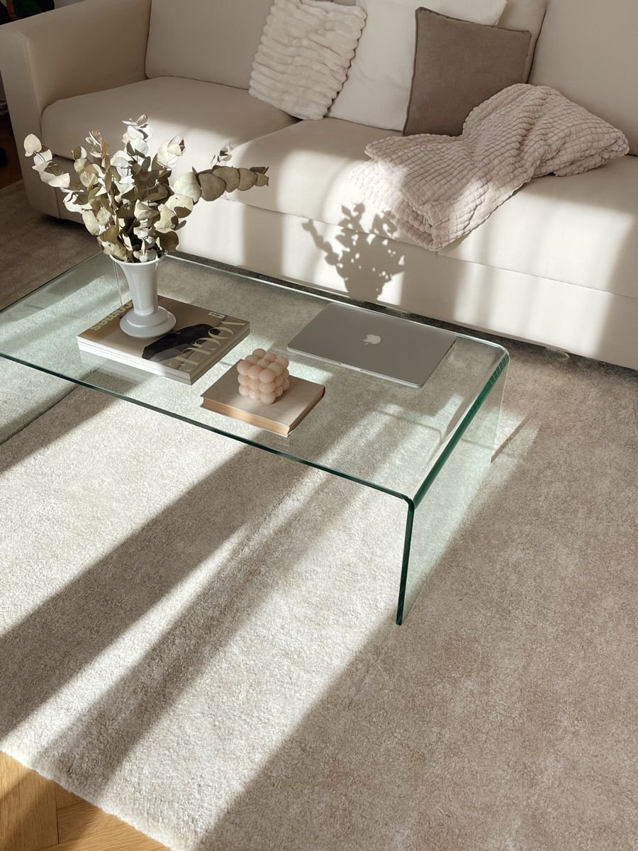 28 Sleek Coffee Table Ideas for a Minimalist Living Room - 5. Minimalist Acrylic Coffee Table 1